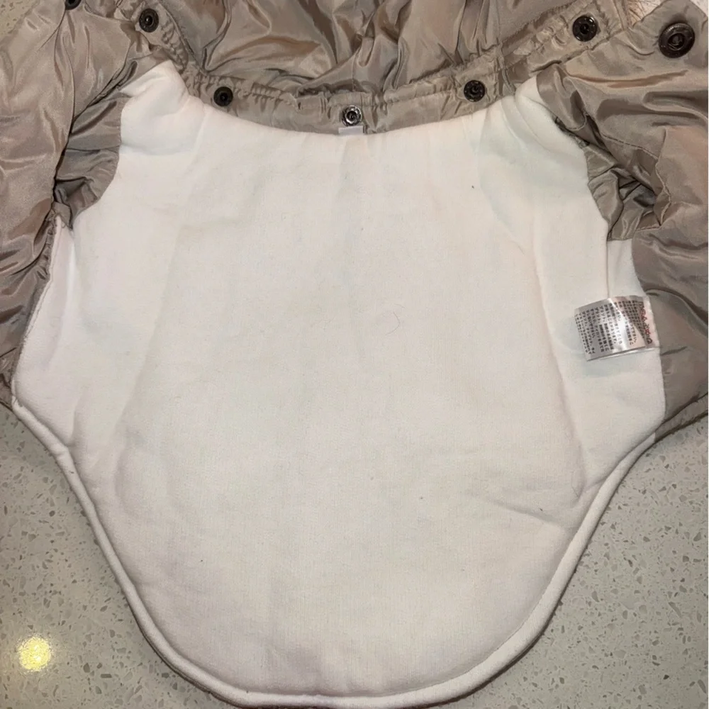 Stylish Tan Dog Jacket with Faux Fur Trim - size S (up to 10 lbs) NWOT